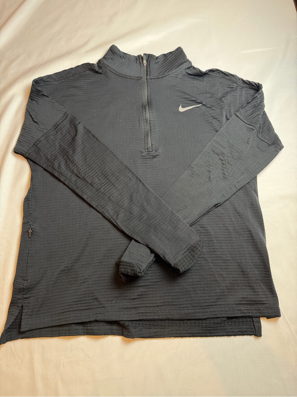 Nike Running Dri-fit Half Zip Pullover Medium Black Thumbholes side Zip Pocket